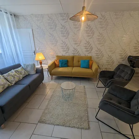 Du Grand Duc בית נופש Chateauvillain