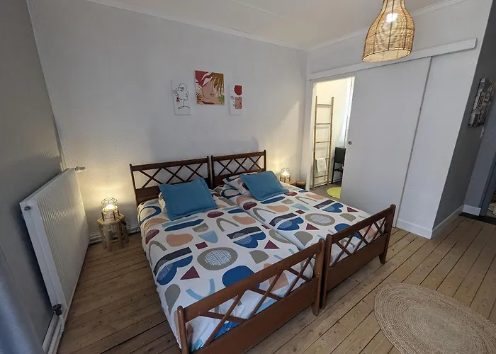 Du Grand Duc בית נופש *